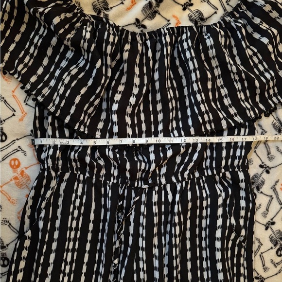 A.U.W Black and White Striped Off-Shoulder Dress - Picture 6 of 7
